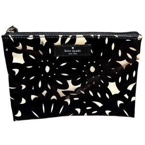 Kate Spade Black and Ivory Daisy Print Small Vinyl Zipper Pouch